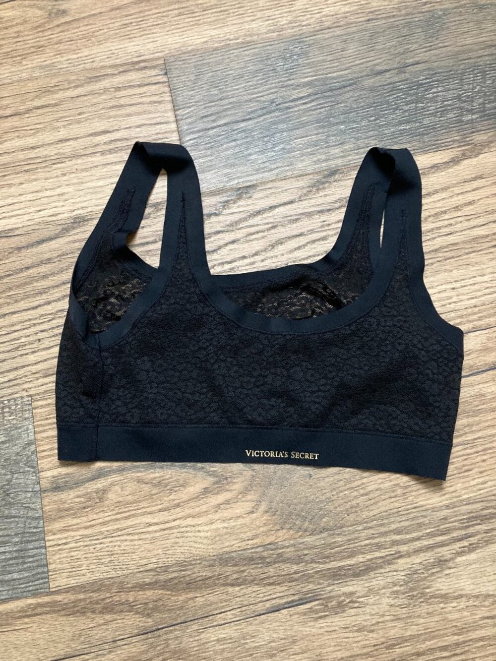 Victoria's Secret Black Lace Sports Bra Women's M Mesh Stretch Athletic Activewe